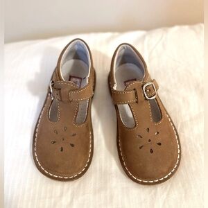L’Amour brown Mary janes